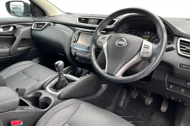 2017 Nissan Qashqai 1.6 DIG-T TEKNA [NON-PANORAMIC] 5DR Hatchback Petrol Manual