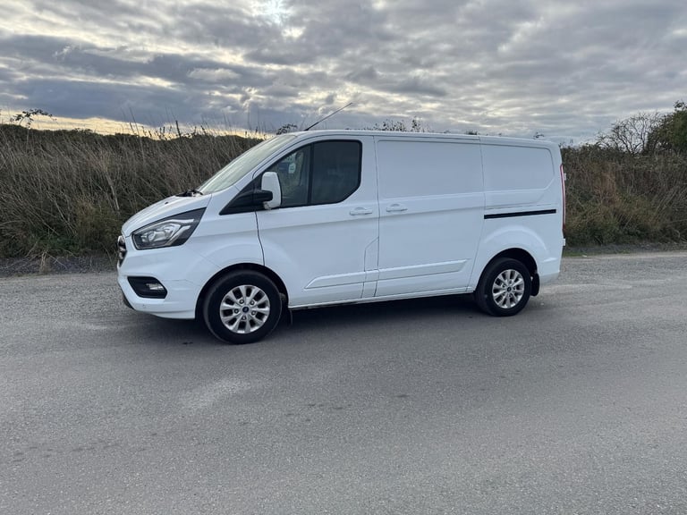 Ford Transit Custom 2.0 300 EcoBlue Limited Panel Van 5dr Diesel Manu... 2021/71