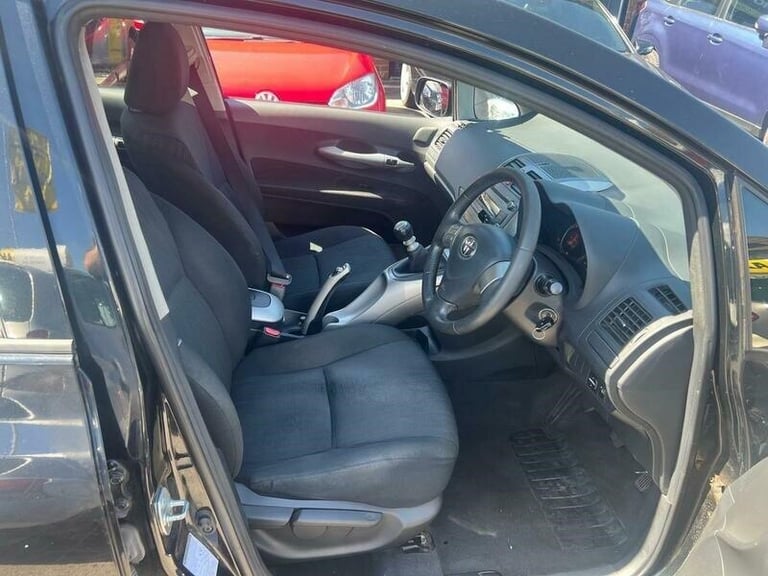 2009 Toyota Auris 1.6 V-Matic TR 5dr HATCHBACK Petrol Manual