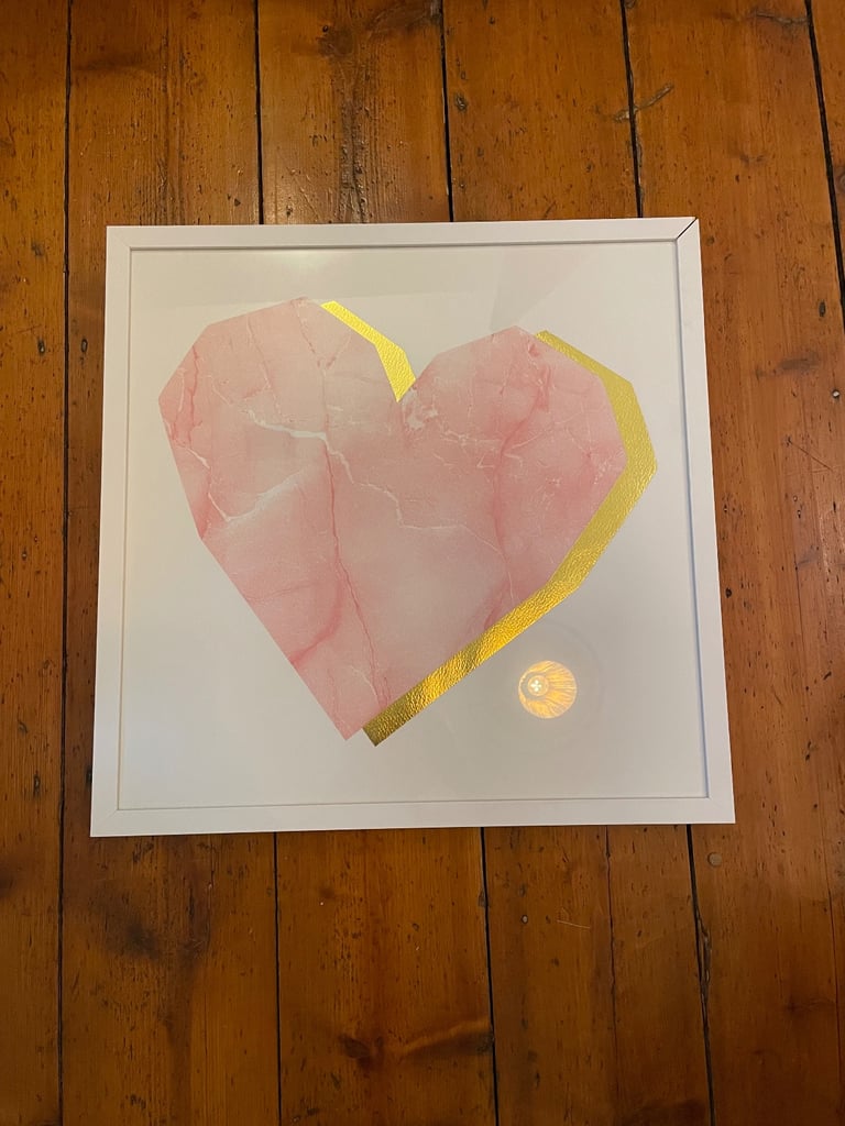 image for Pink and gold marbled love heart print