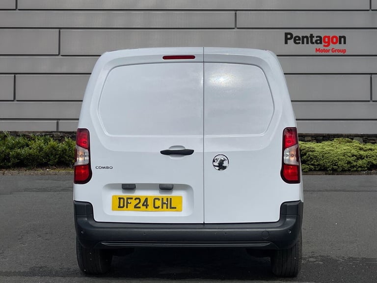  Vauxhall Combo 1.5 Turbo D 2300 Prime Panel Van 5dr Diesel Manual Swb Euro 6