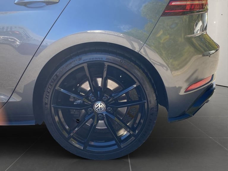 2019 69 VOLKSWAGEN GOLF 2.0 TSI R 5DR DSG 4MOTION