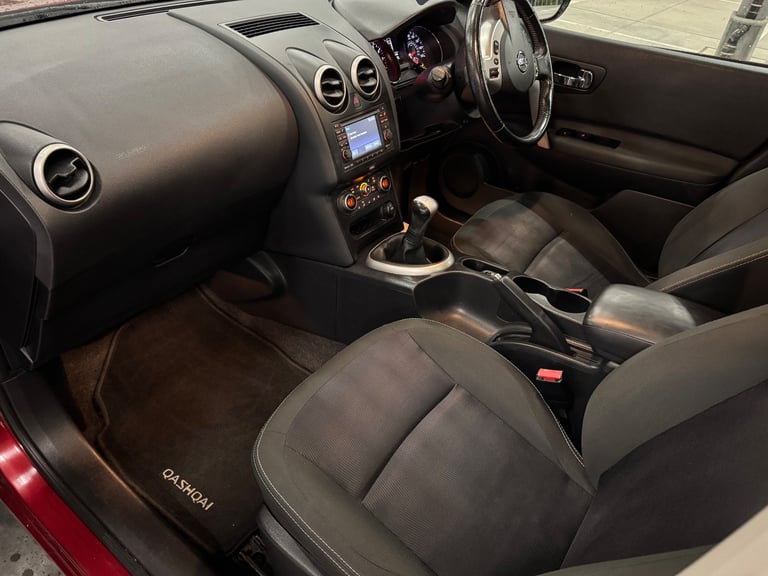 Nissan, QASHQAI, Hatchback, 2013, Manual, 1598 (cc), 5 doors