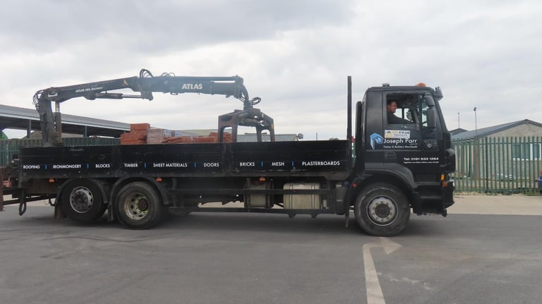 2011 Iveco Stralis 26.310 6x2 fitted with atlas 105.2 brick grab euro5