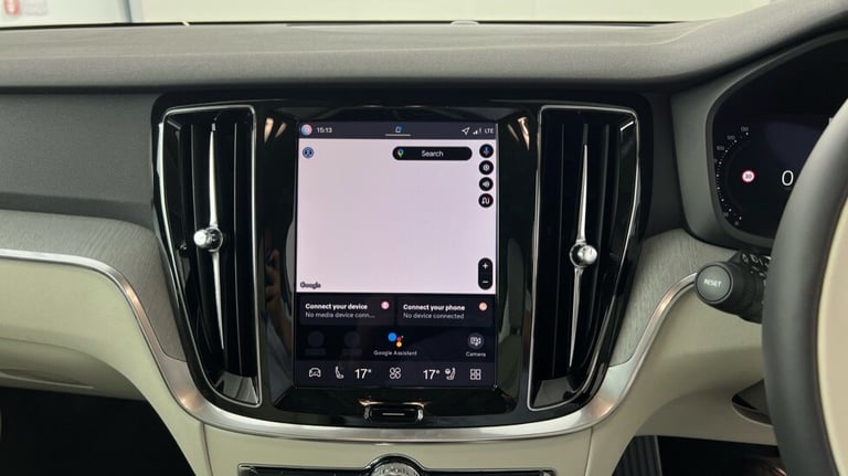 2025 Volvo V60 Plus, B4 Mild hybrid, Petrol, Dark Estate Petrol Automatic