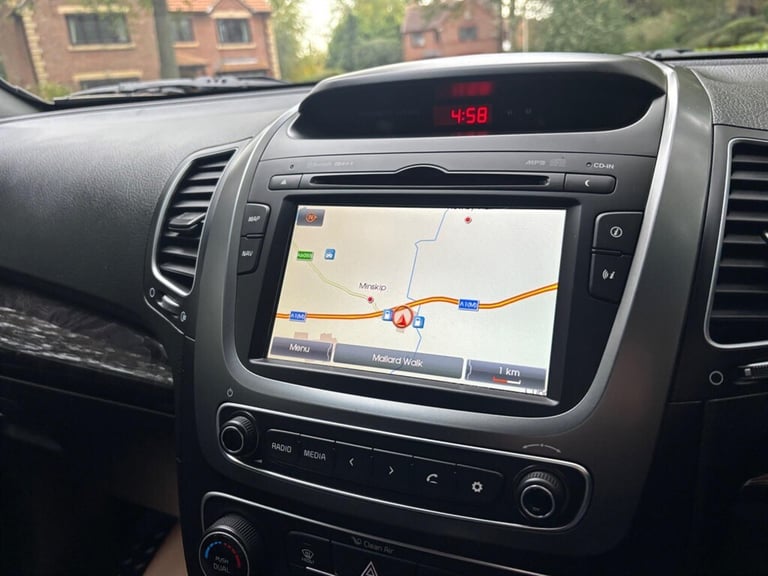 2015 Kia Sorento 2.2 CRDi KX-2 5dr [Sat Nav] ESTATE DIESEL Manual