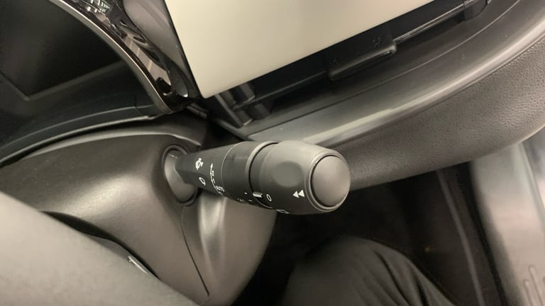 2025 Fiat 600 1.2 MHEV La Prima SUV 5dr Petrol Hybrid e-DCT Euro 6 (s/s) (100 ps) SUV Hybrid Auto...