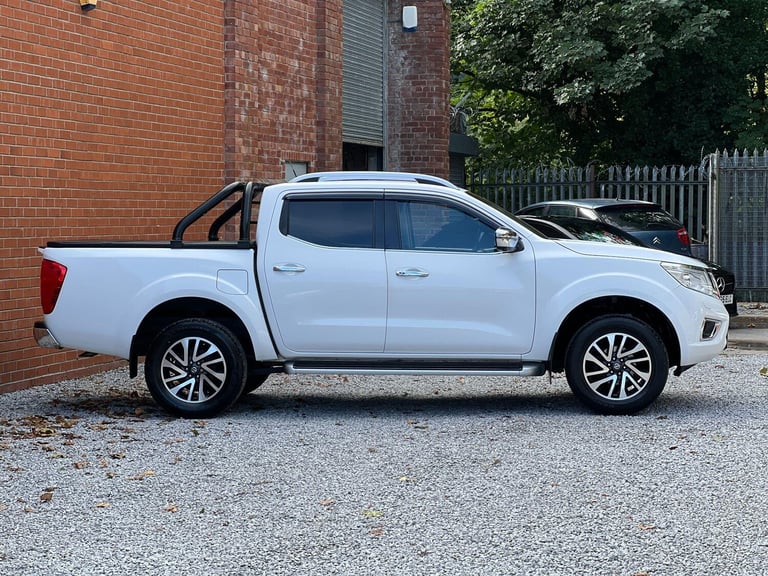 2018 Nissan Navara 2.3 dCi Tekna 4WD Euro 6 (s/s) 4dr PICK UP Diesel Manual