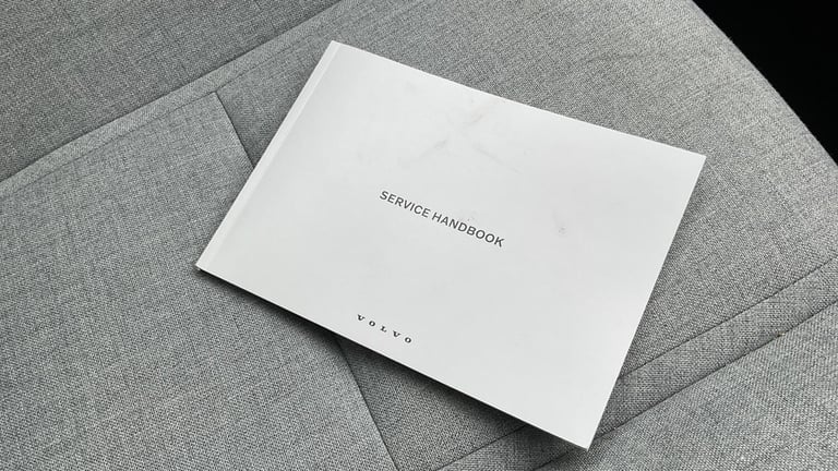 2024 Volvo EX30 Twin Performance 69kWh Ultra Auto AWD 5dr ESTATE Electric Automatic