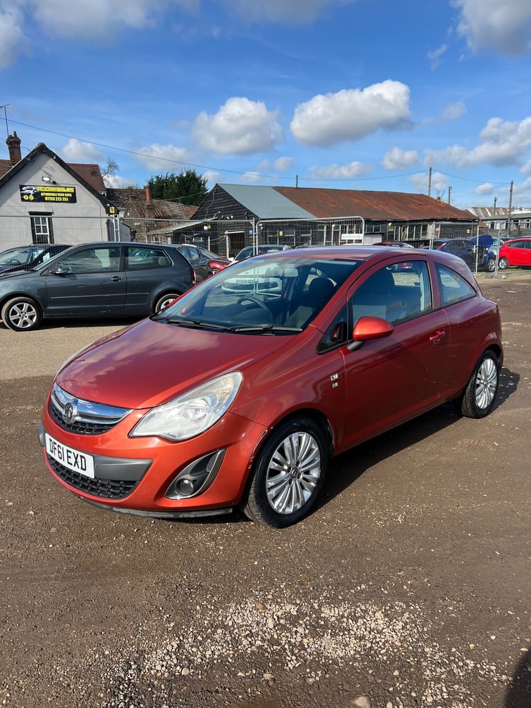 2011 Vauxhall Corsa 1.2 Excite 3dr [AC] HATCHBACK Petrol Manual - Image 3