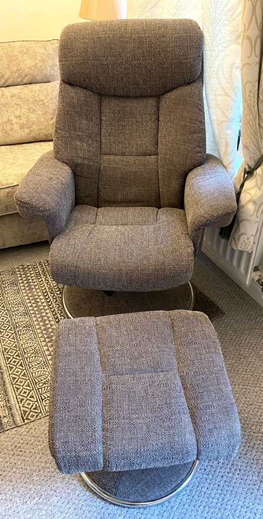 Harvey Swivel Recliner Armchair w/ Footstool Set, Soft Fabric in Grey - Like New