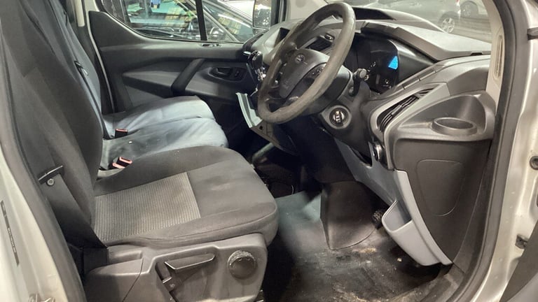 2015 Ford Transit Custom 2.2 TDCi 125ps Low Roof Van PANEL VAN Diesel Manual