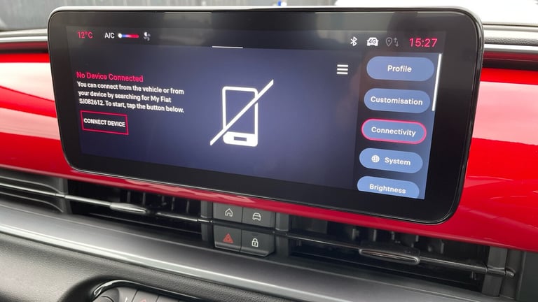 2025 Fiat 600 1.2 MHEV SUV 5dr Petrol Hybrid e-DCT Euro 6 (s/s) (100 ps) SUV Hybrid Automatic