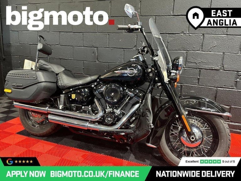 image for 2018 18 HARLEY-DAVIDSON SOFTAIL 1745 FLHC HERITAGE CLASSIC CUSTOM CRUISER PETROL