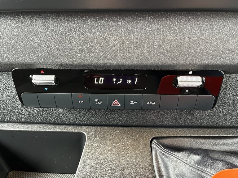 2022 Mercedes-Benz Sprinter 3.5t H1 Premium Van PANEL VAN DIESEL Manual
