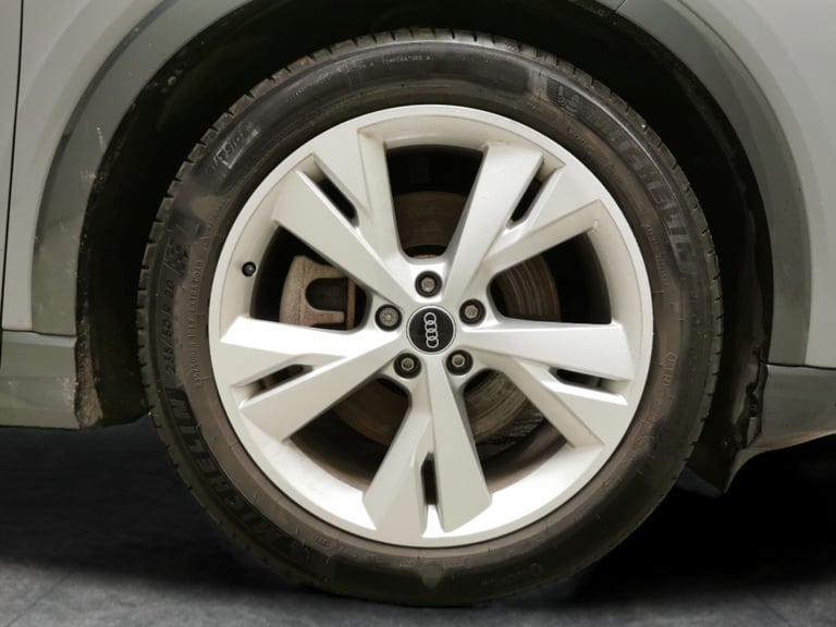 2021 Audi Q4 e-tron 40 S line SUV 5dr Electric Auto 82kWh (204 ps) - BLUETOOTH - CRUISE - SPEED S...