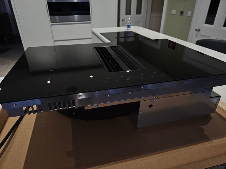 image for Airforce Aspira Induction hob with built in extractor fan