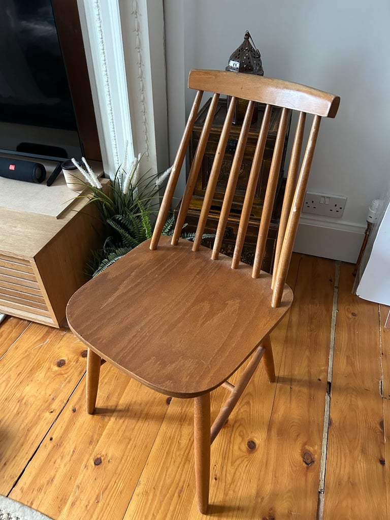 Dining chairs x2 