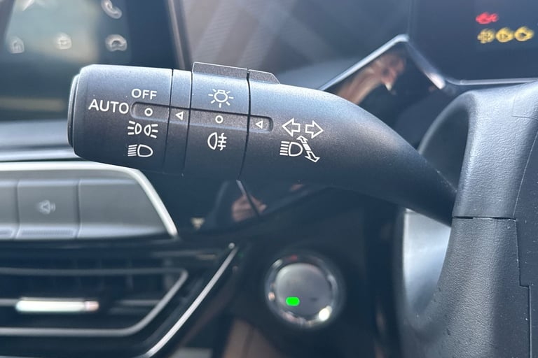 2025 MG MG3 105243 Hatchback Hybrid Automatic