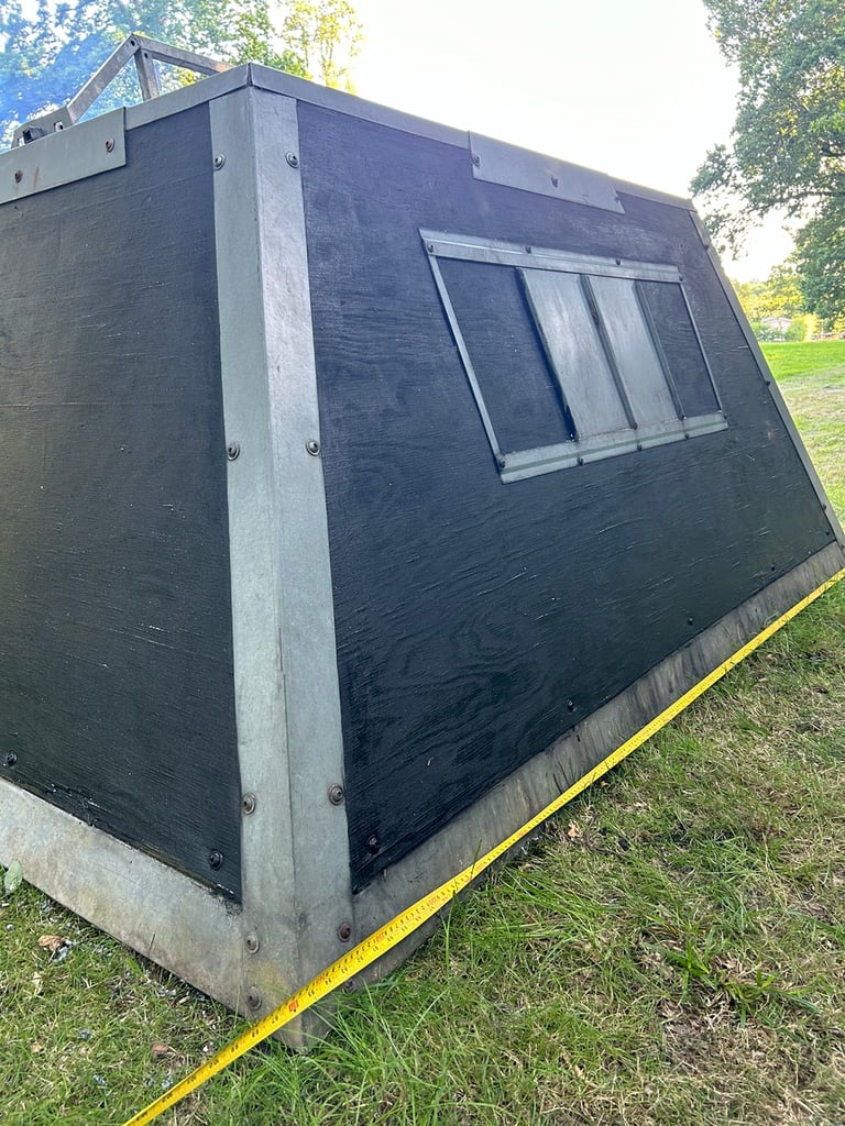 Pig ark hen house dog kennel field shelter