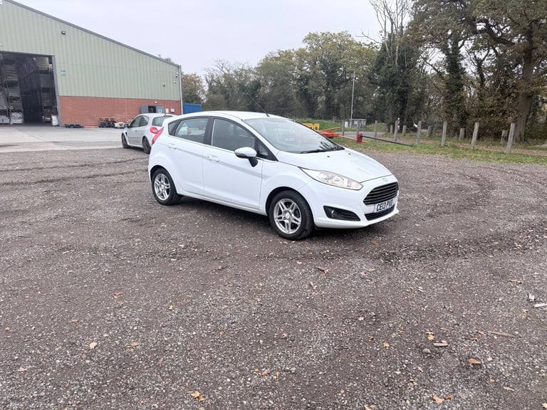 image for 2013 Ford Fiesta 1.0 EcoBoost Zetec 5dr HATCHBACK Petrol Manual
