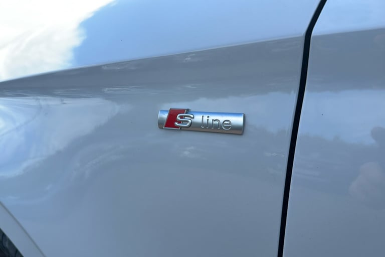  Audi A3 Saloon 1.5 Tfsi Cod Black Edition Saloon 4dr Petrol Manual Euro 6 s/s