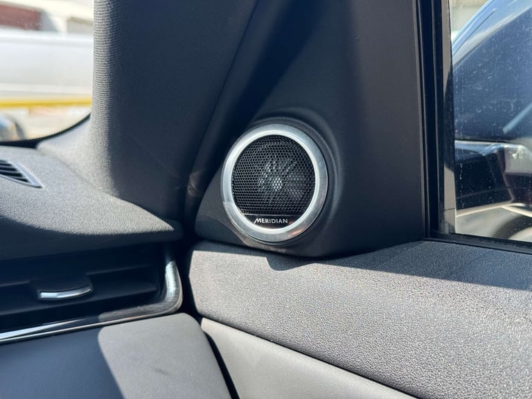 2019 Land Rover Range Rover Evoque 2.0 Range Rover Evoque R-Dynamic HSE D Automatic 4WD 5dr - NAT...