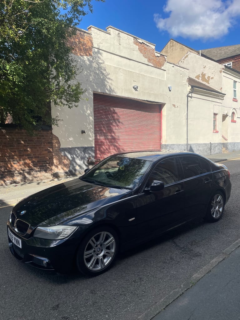 image for BMW, 3 SERIES, Saloon, 2009, Manual, 1995 (cc), 4 doors