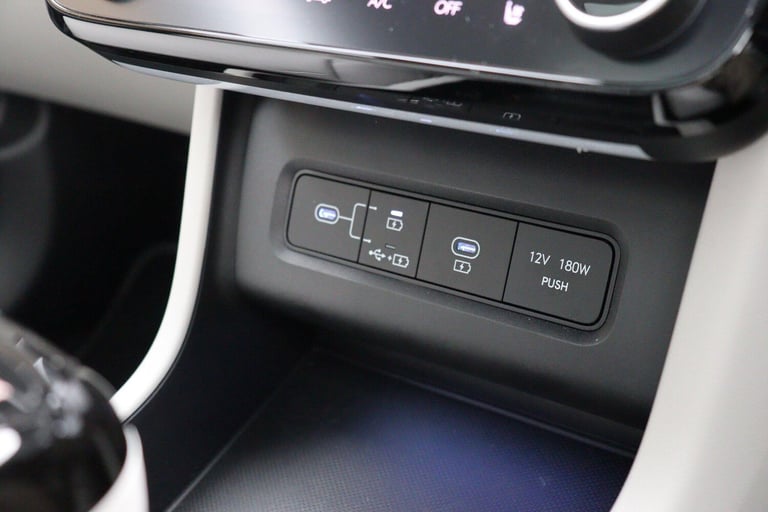 2025 Hyundai TUCSON 1.6T Plug-in Hybrid Ultimate 5dr 4WD Auto ESTATE PETROL/ELECTRIC Automatic