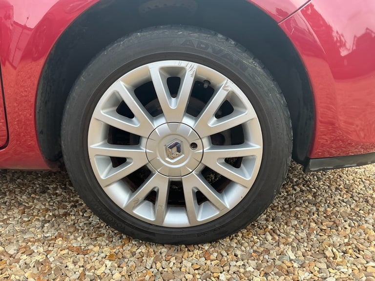 2010 Renault Clio 1.5 dCi 86 Dynamique TomTom 5dr HATCHBACK Diesel Manual