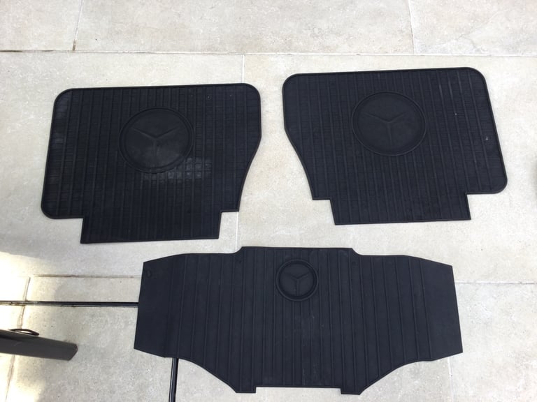 Genuine and vintage mercedes rubber car mats 