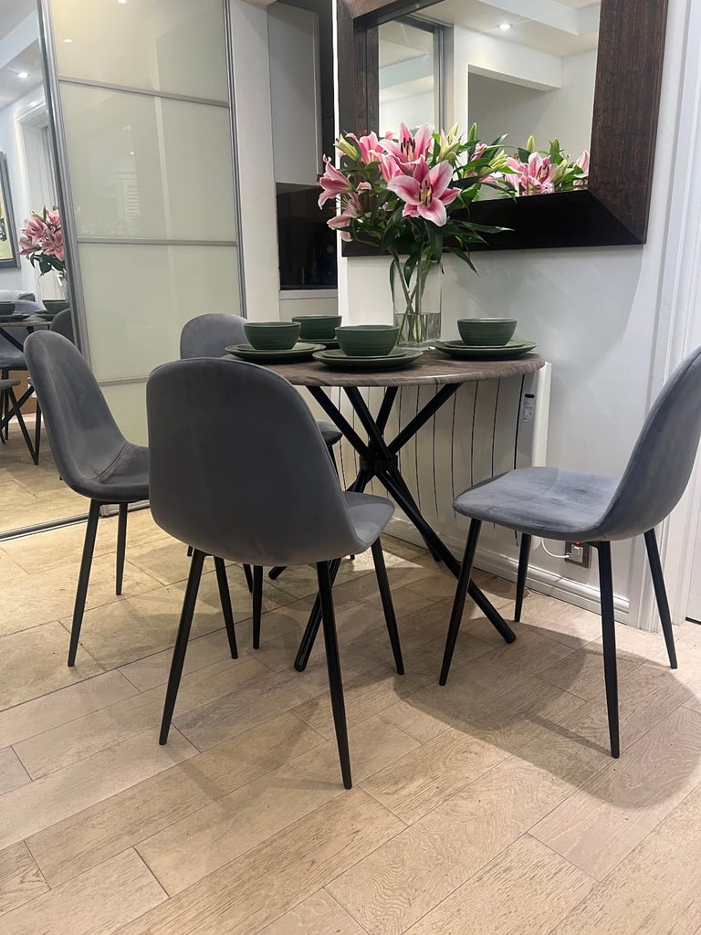 4 grey dining chairs vgc Table not included 