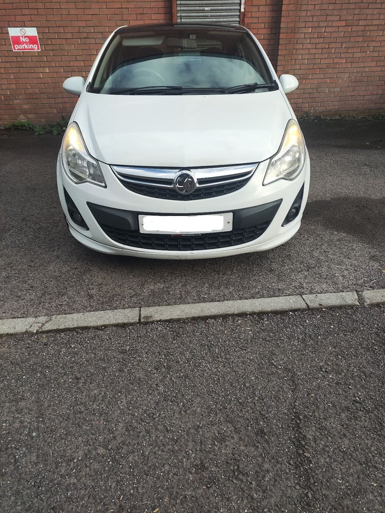 (NEW MOT) VAUXHALL Corsa Limited Edition SXI (5 door Rare)