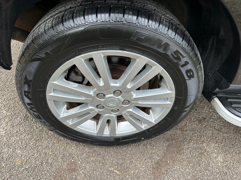 2009 Land Rover Discovery 3.0 TDV6 HSE 5dr Auto ESTATE Diesel Automatic