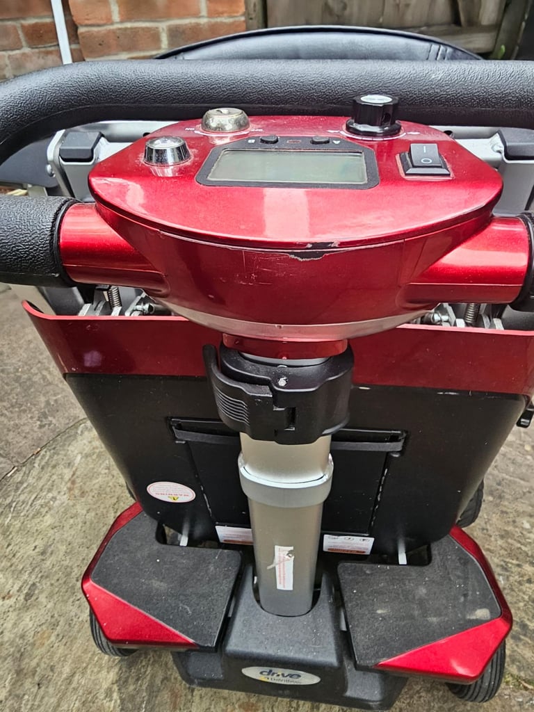 Drive Devilbiss AutoFold Elite Auto Folding Mobility Scooter With Suspension