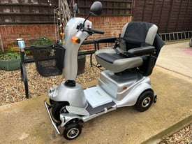 £5.500 BRAND NEW NEVER USED QUINGO MOBILITY SCOOTER - UNWANTED GIFT -