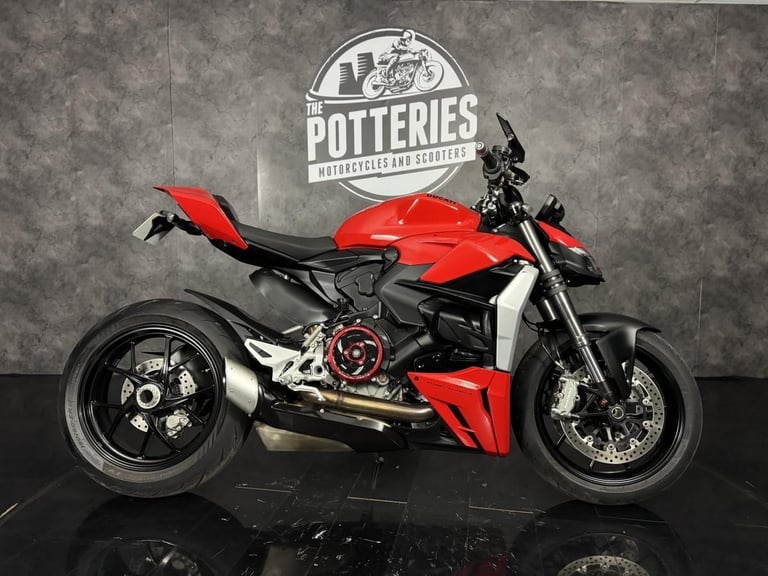 DUCATI STREETFIGHTER V2 2023