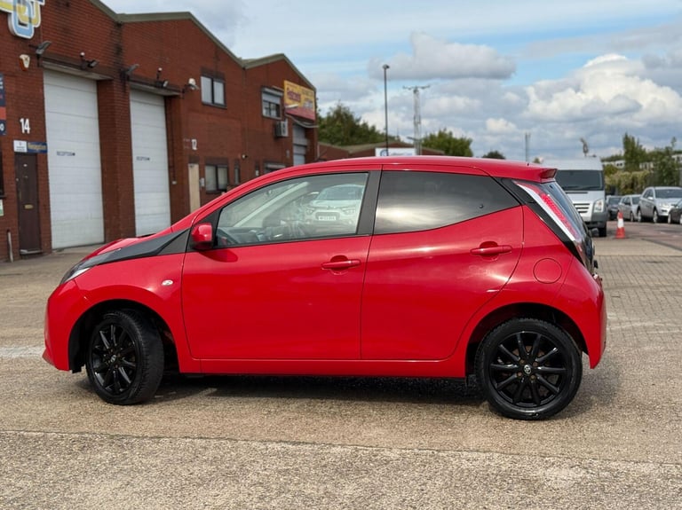 2017 Toyota AYGO 1.0 VVT-i x-style Euro 6 5dr HATCHBACK Petrol Manual