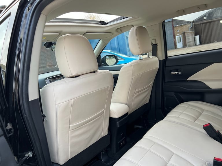 2015 Mitsubishi Outlander 2.0 PHEV GX5h 5dr Auto ESTATE Petrol Parallel Phev Automatic