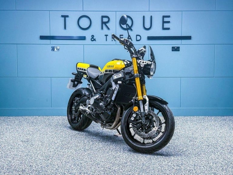 2016 66 YAMAHA XSR900 60TH ANNIVERSARY 900 ABS SPORT HERITAGE - LOW MILES