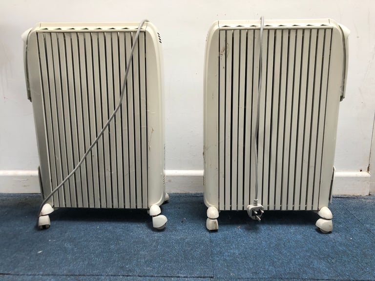 2 x DeLonghi Dragon 3 oil radiator