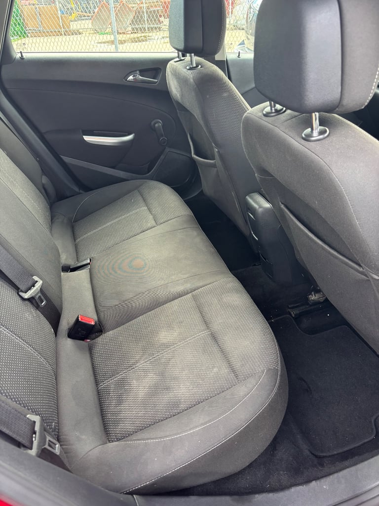 Vauxhall, ASTRA, Hatchback, 2012, Manual, 1956 (cc), 5 doors
