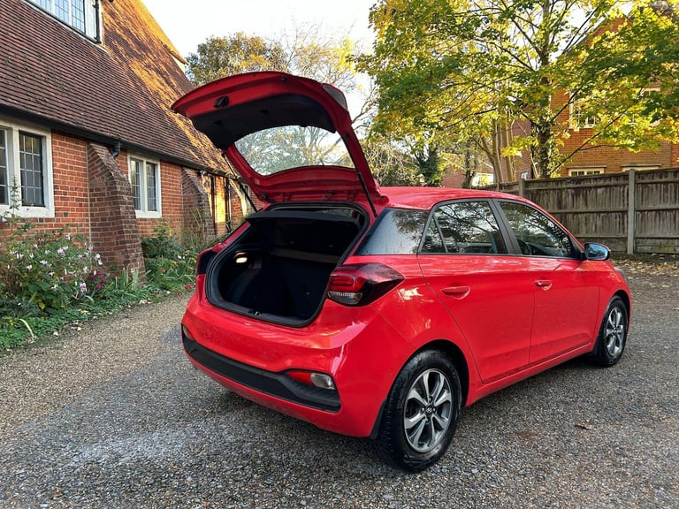 2019 Hyundai i20 1.2 SE Launch Edition Hatchback 5dr Petrol Manual Euro 6 (s/s) (84 ps) HATCHBACK...