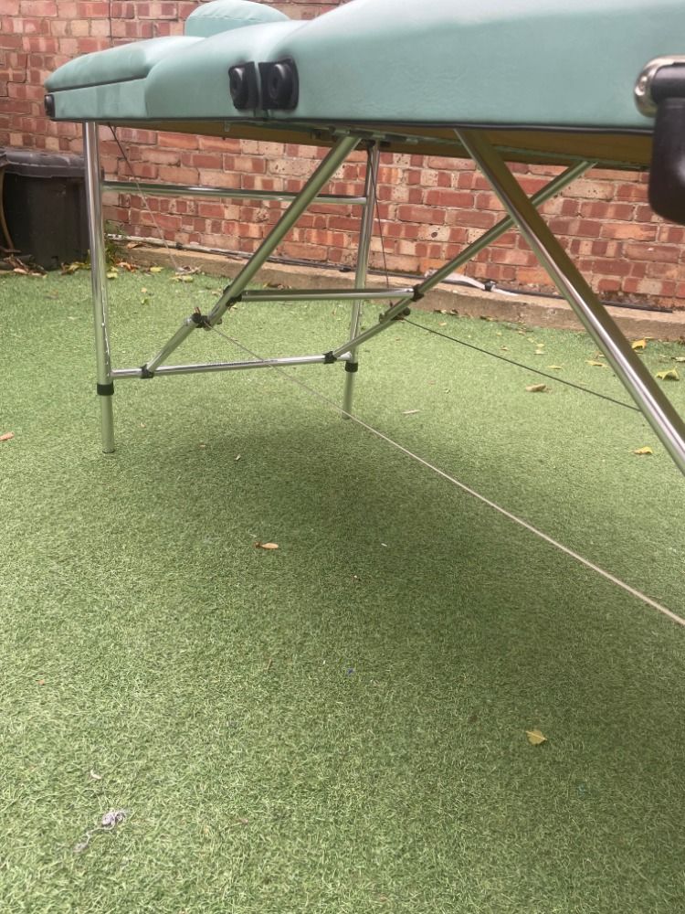 Large Portable Adjustable Massage Bed with Cushion Cover