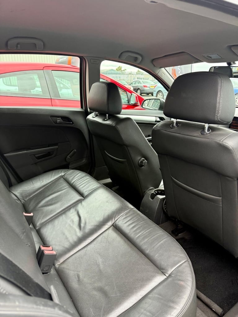 2005 Vauxhall Astra 1.6i 16V Club 5dr HATCHBACK Petrol Manual - Image 20
