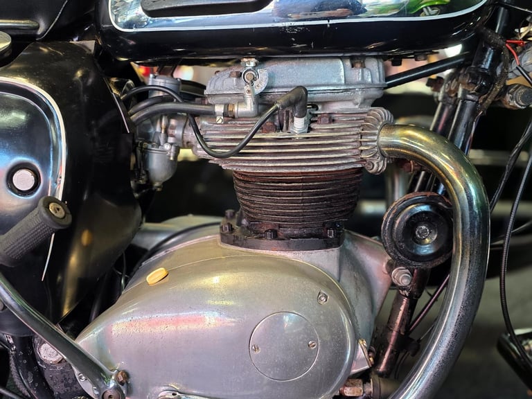 1969 BSA THUNDERBOLT 650 GARRARD WATSONIAN SIDECAR BARN FIND