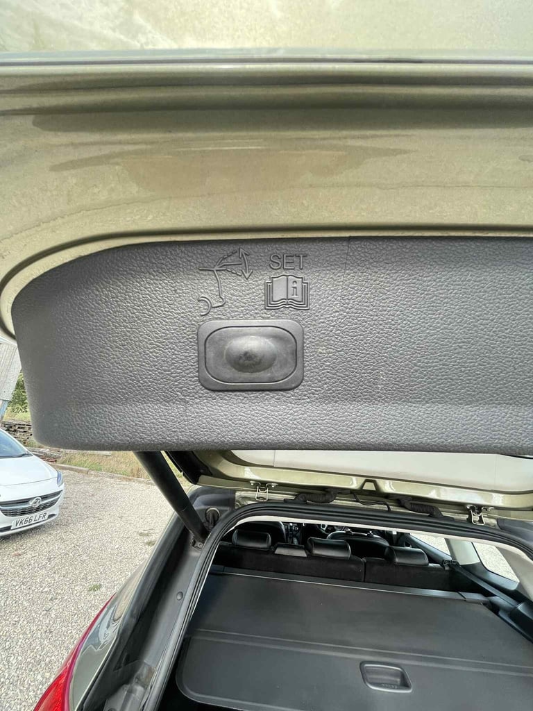 2014 Ford Kuga 2.0 TDCi 163 Titanium X 5dr Powershift HATCHBACK Diesel Automatic