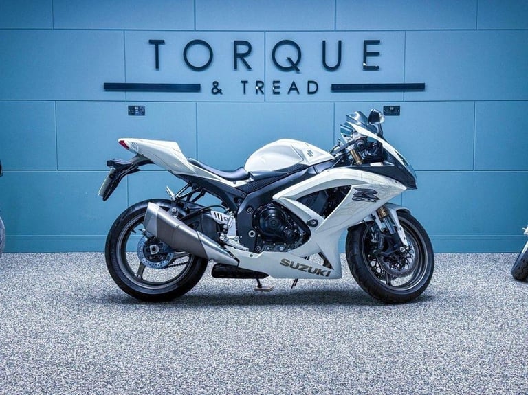 2009 09 SUZUKI GSX-R600 TRIBAL LTD EDITION 599CC - LOW MILES - JUST 2 OWNERS