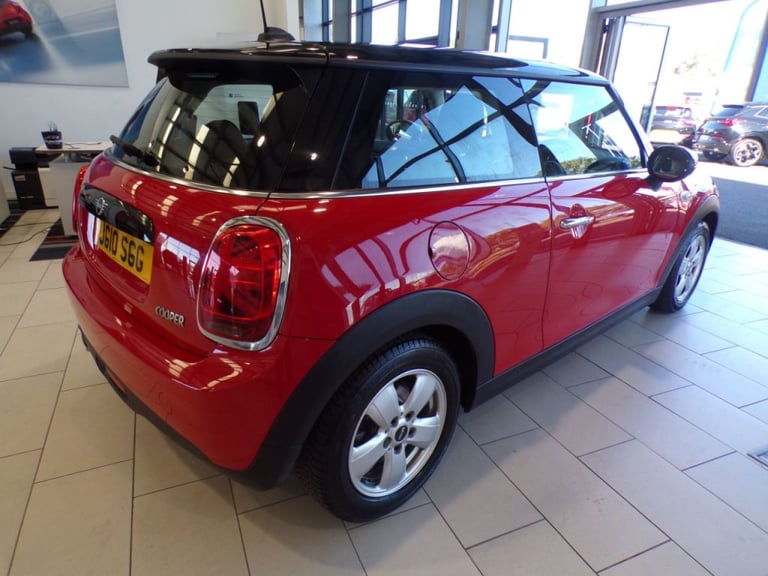  Mini Hatchback 1.5 Cooper Classic II 3dr Petrol