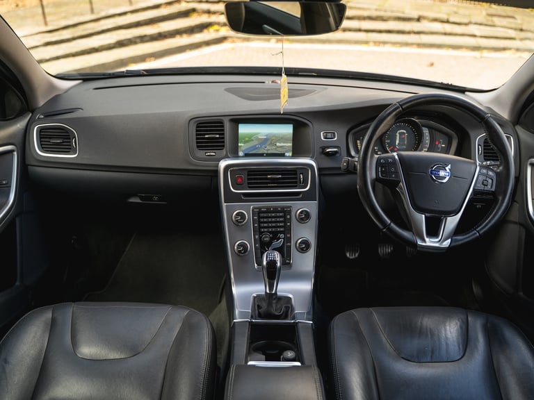 2016 Volvo V60 D3 (150) SE Lux Nav 5dr Diesel